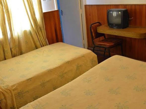 Sirona Getaway Hotel Nairobi Buitenkant foto